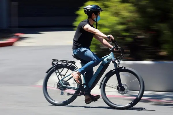E-Bikes in Urban Environments